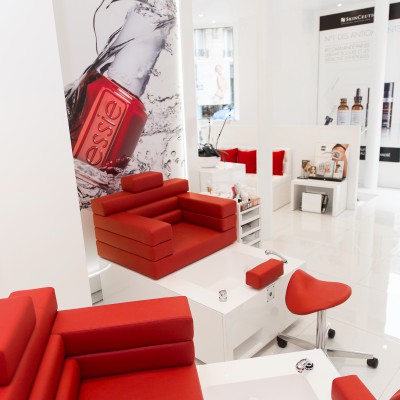 Bel Ange Paris 17ème, nail bar Essie et bien plus encore !